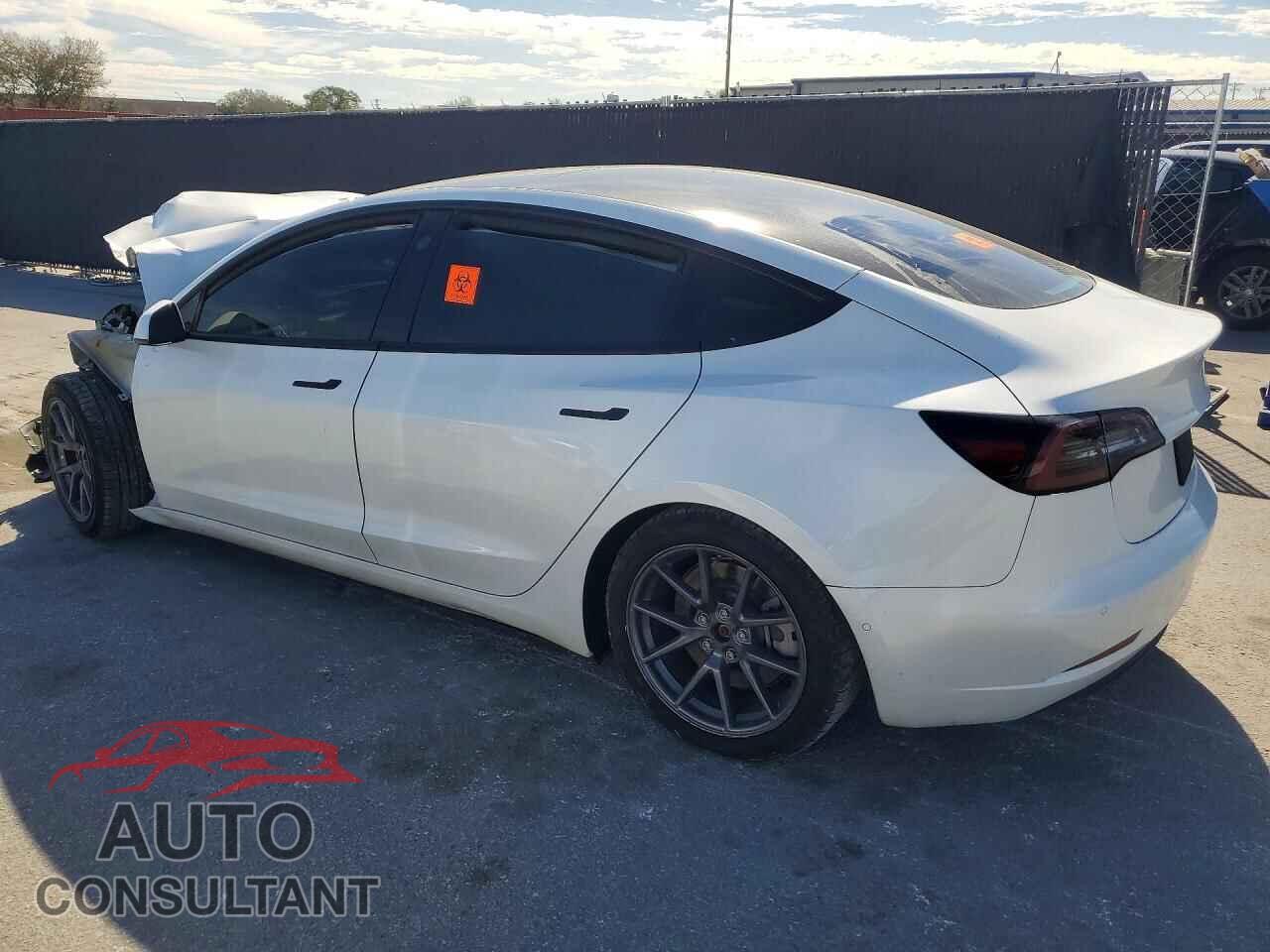 TESLA MODEL 3 2021 - 5YJ3E1EB0MF034123