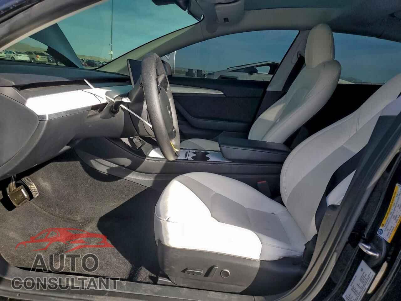 TESLA MODEL 3 2023 - 5YJ3E1EA1PF696563