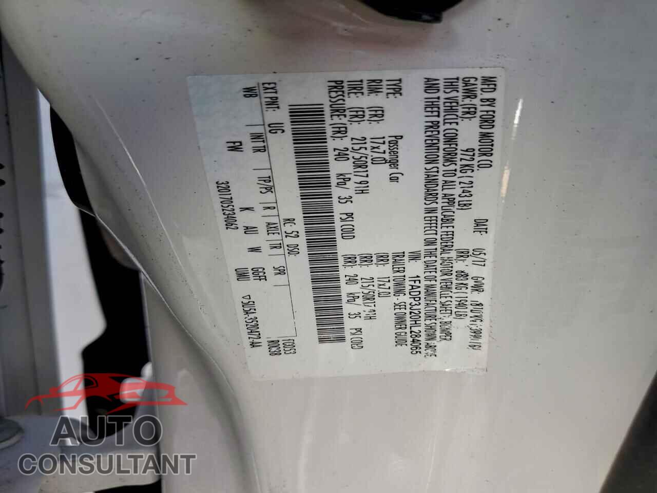 FORD FOCUS 2017 - 1FADP3J20HL284065
