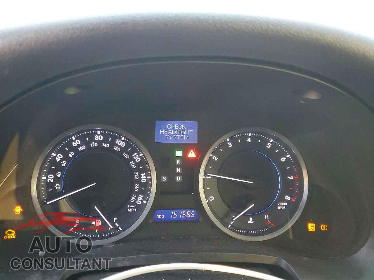 LEXUS IS 2011 - JTHCF5C28B5052485