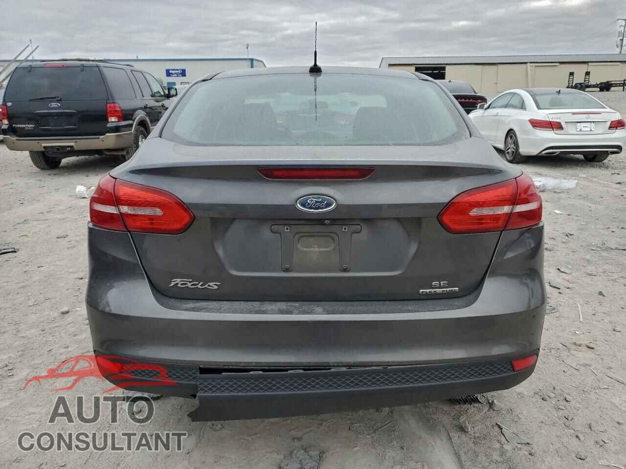 FORD FOCUS 2016 - 1FADP3F21GL324340