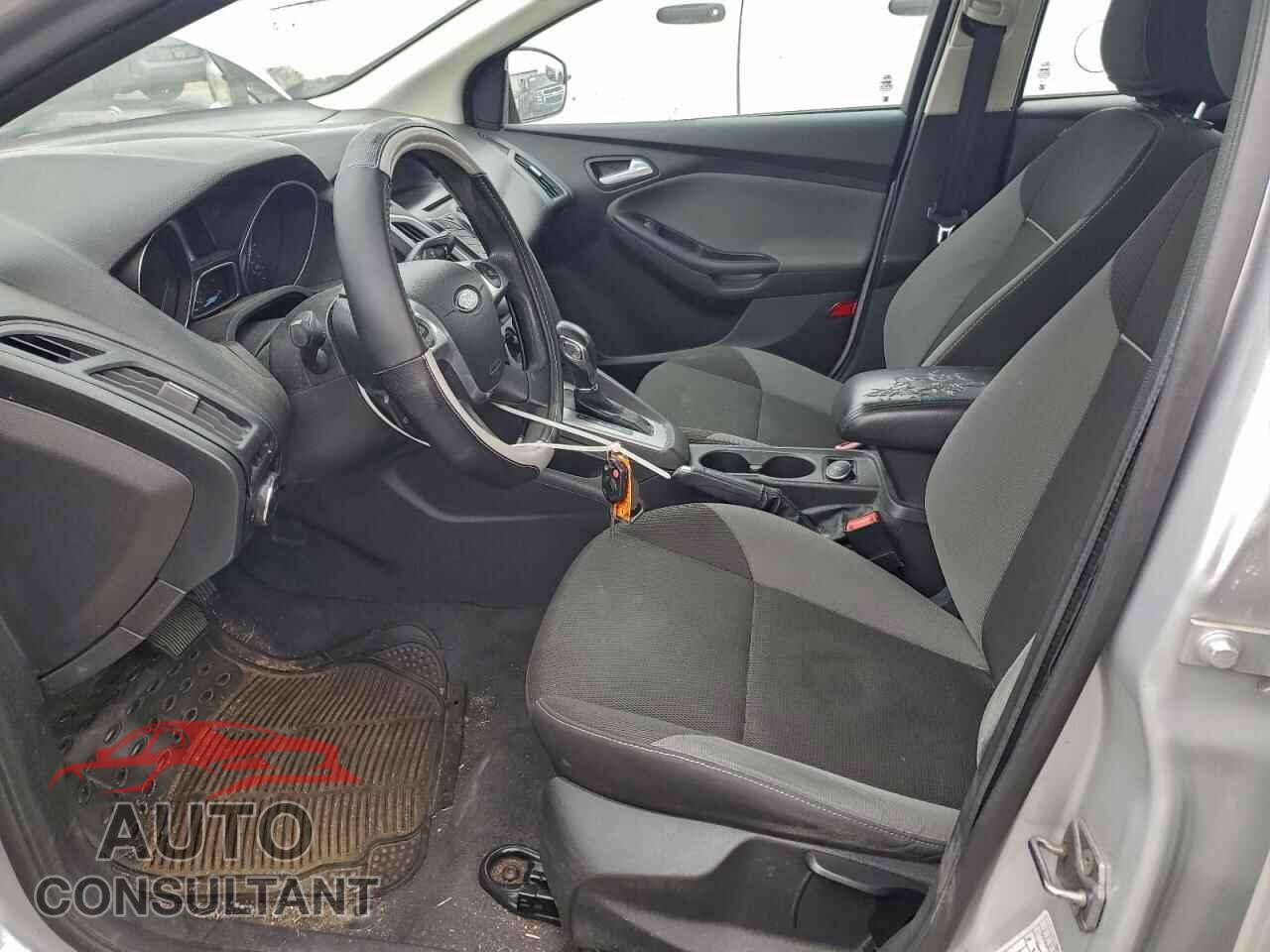 FORD FOCUS 2013 - 1FADP3F29DL201686