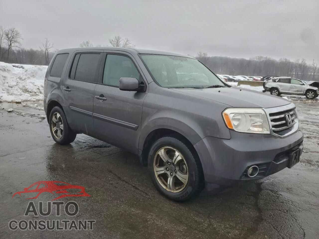 HONDA PILOT 2015 - 5FNYF4H36FB021825