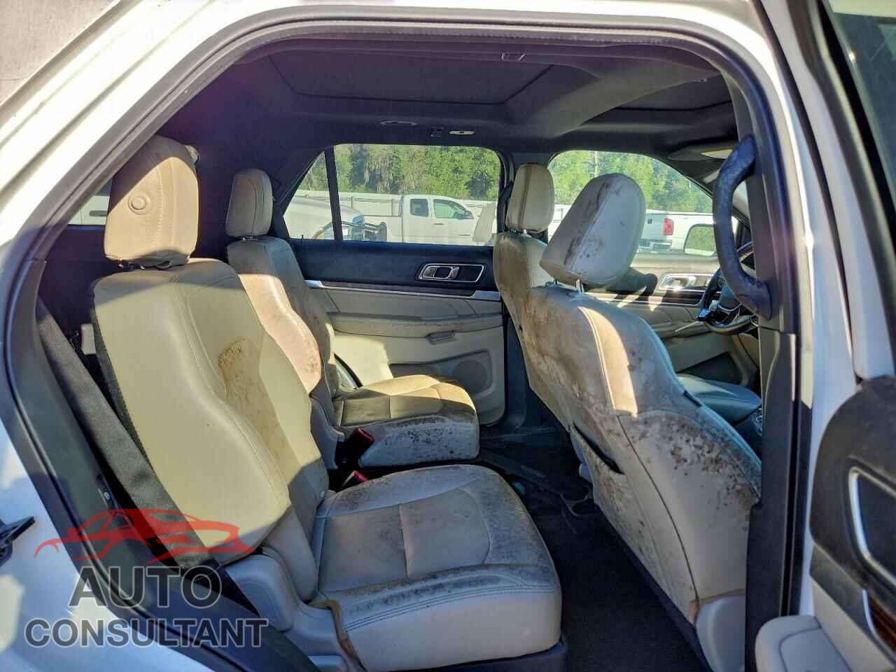 FORD EXPLORER 2018 - 1FM5K7FH8JGB39786
