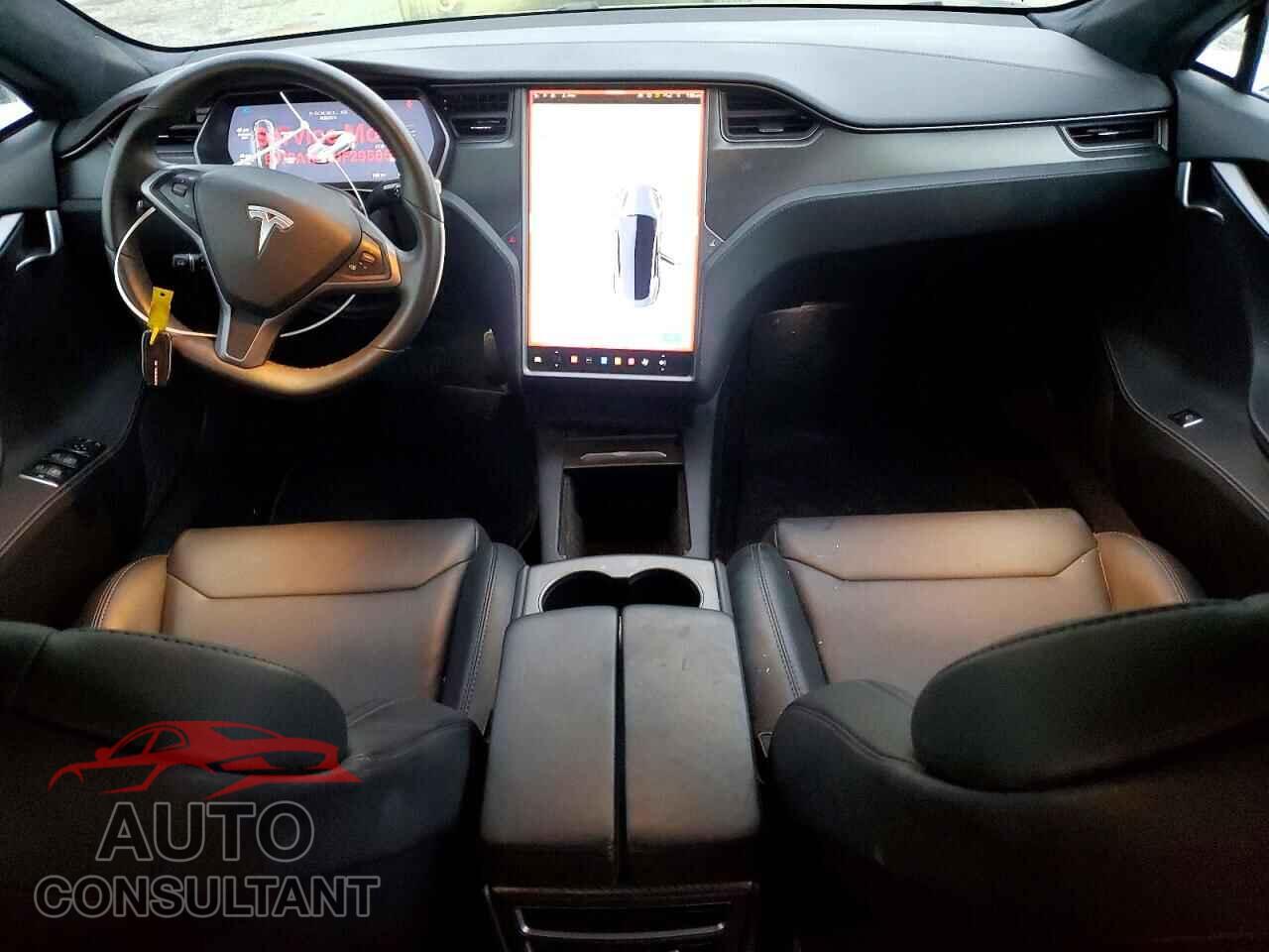 TESLA MODEL S 2018 - 5YJSA1E20JF295058