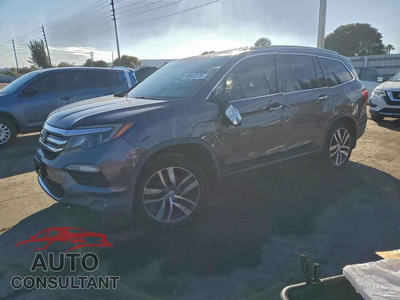 HONDA PILOT 2017 - 5FNYF5H96HB026875