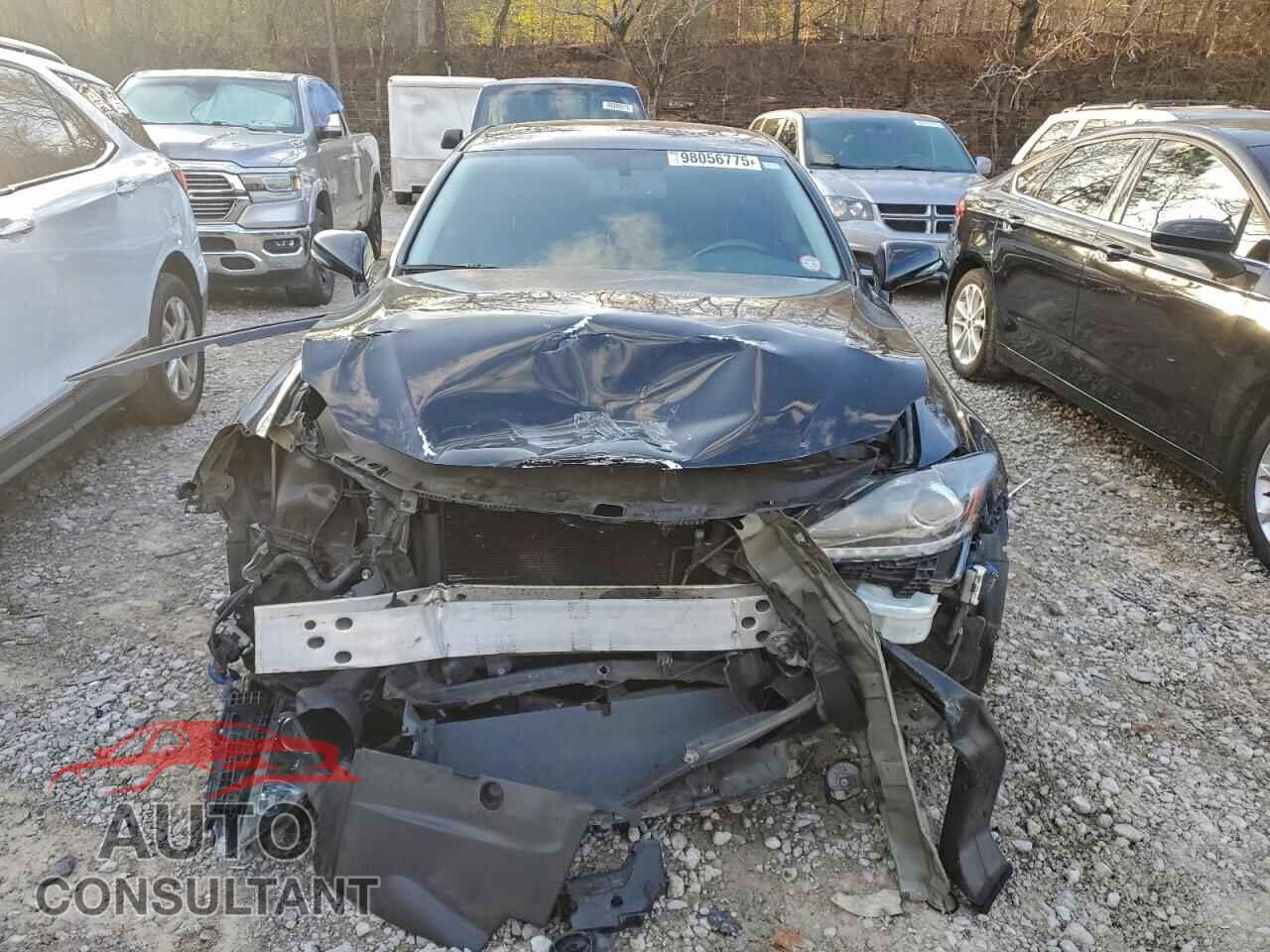 LEXUS IS 2012 - JTHCF5C29C5056515