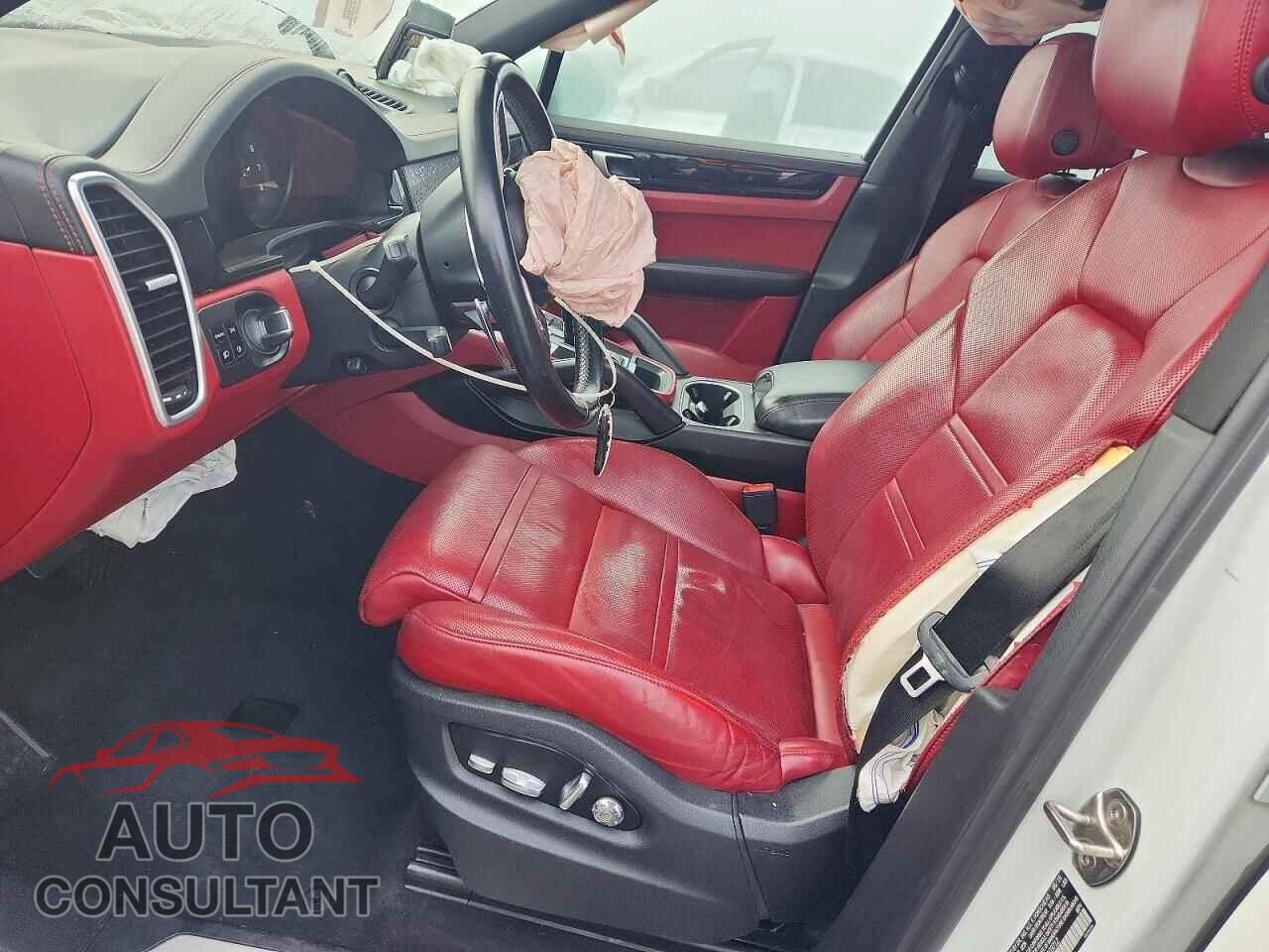 PORSCHE CAYENNE 2019 - WP1AA2AYXKDA03712