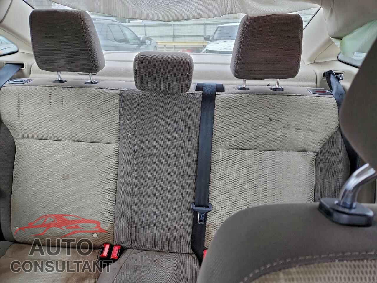 FORD FOCUS 2012 - 1FAHP3F21CL318422