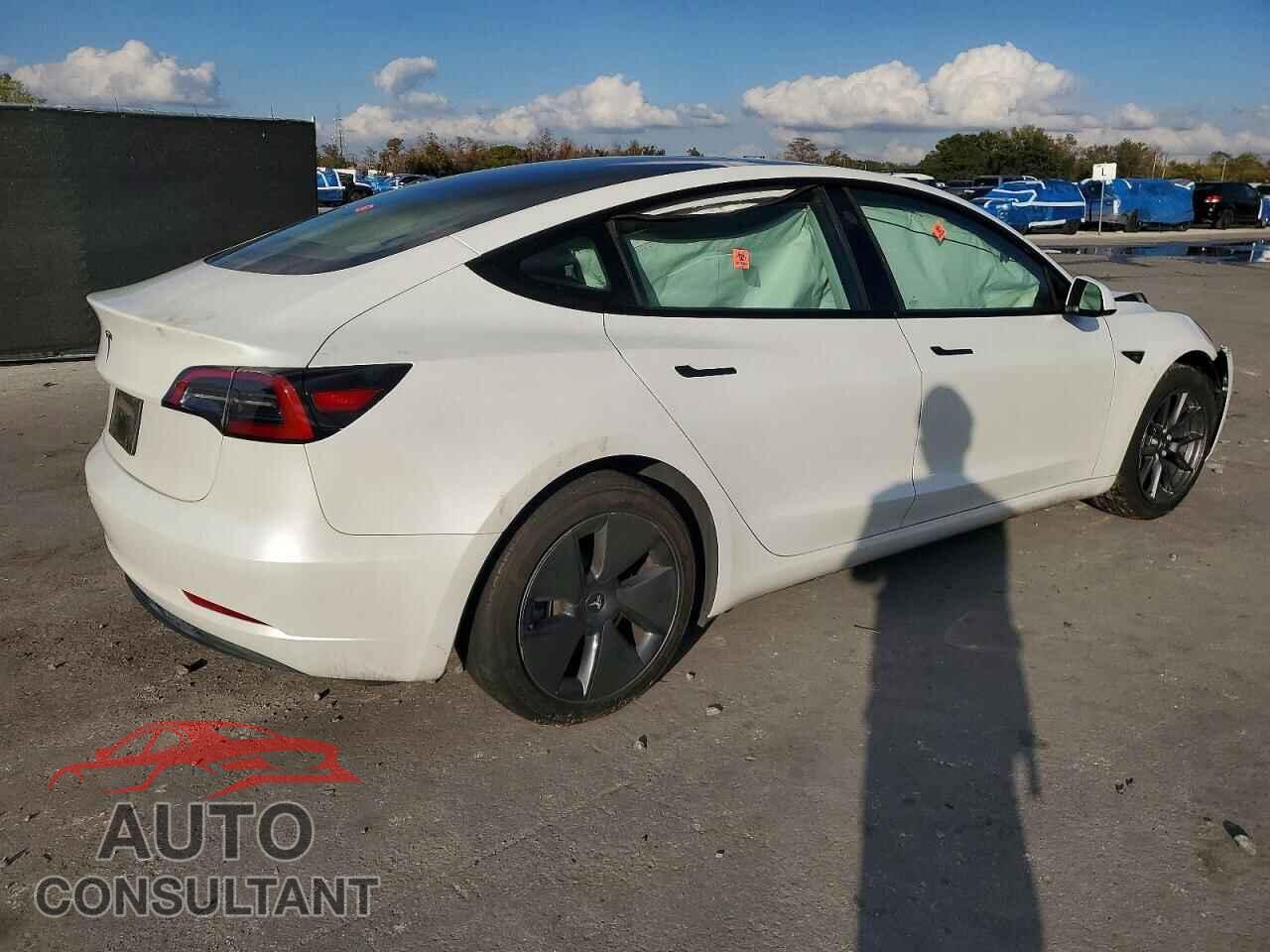 TESLA MODEL 3 2023 - 5YJ3E1EA4PF590334