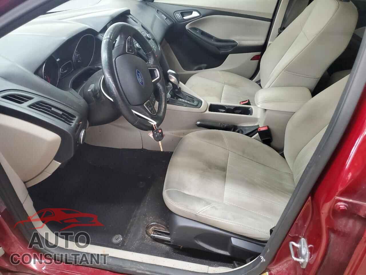 FORD FOCUS 2016 - 1FADP3F22GL241547