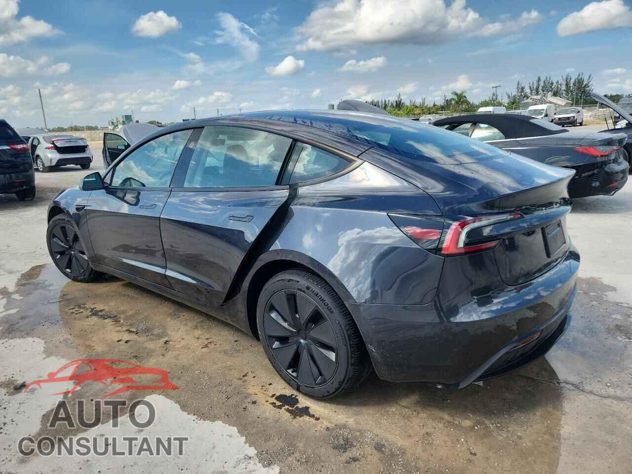 TESLA MODEL 3 2025 - 5YJ3E1EA9SF972013