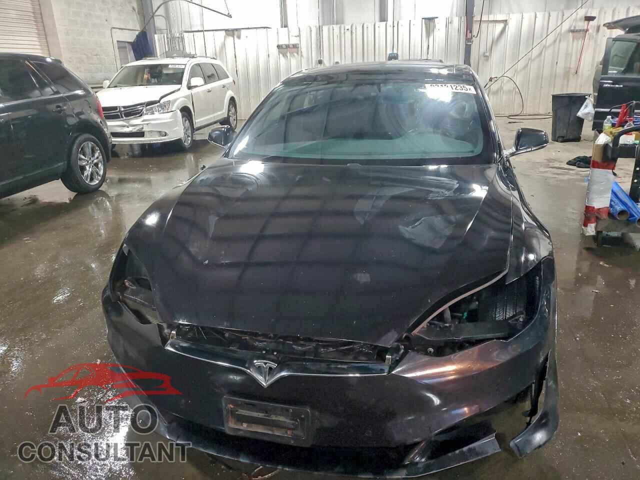 TESLA MODEL S 2018 - 5YJSA1E23JF263219