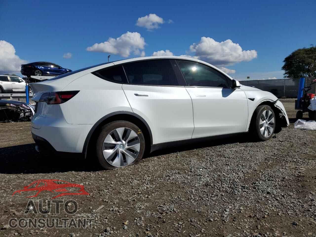 TESLA MODEL Y 2021 - 5YJYGDEE2MF087319
