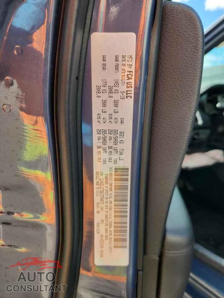 DODGE DURANGO 2019 - 1C4SDJCT2KC770873