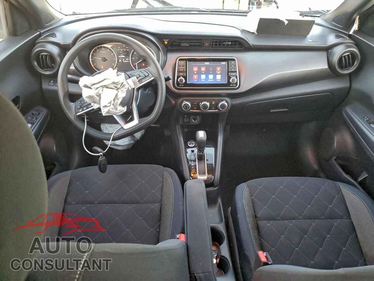 NISSAN KICKS 2019 - 3N1CP5CU3KL481343