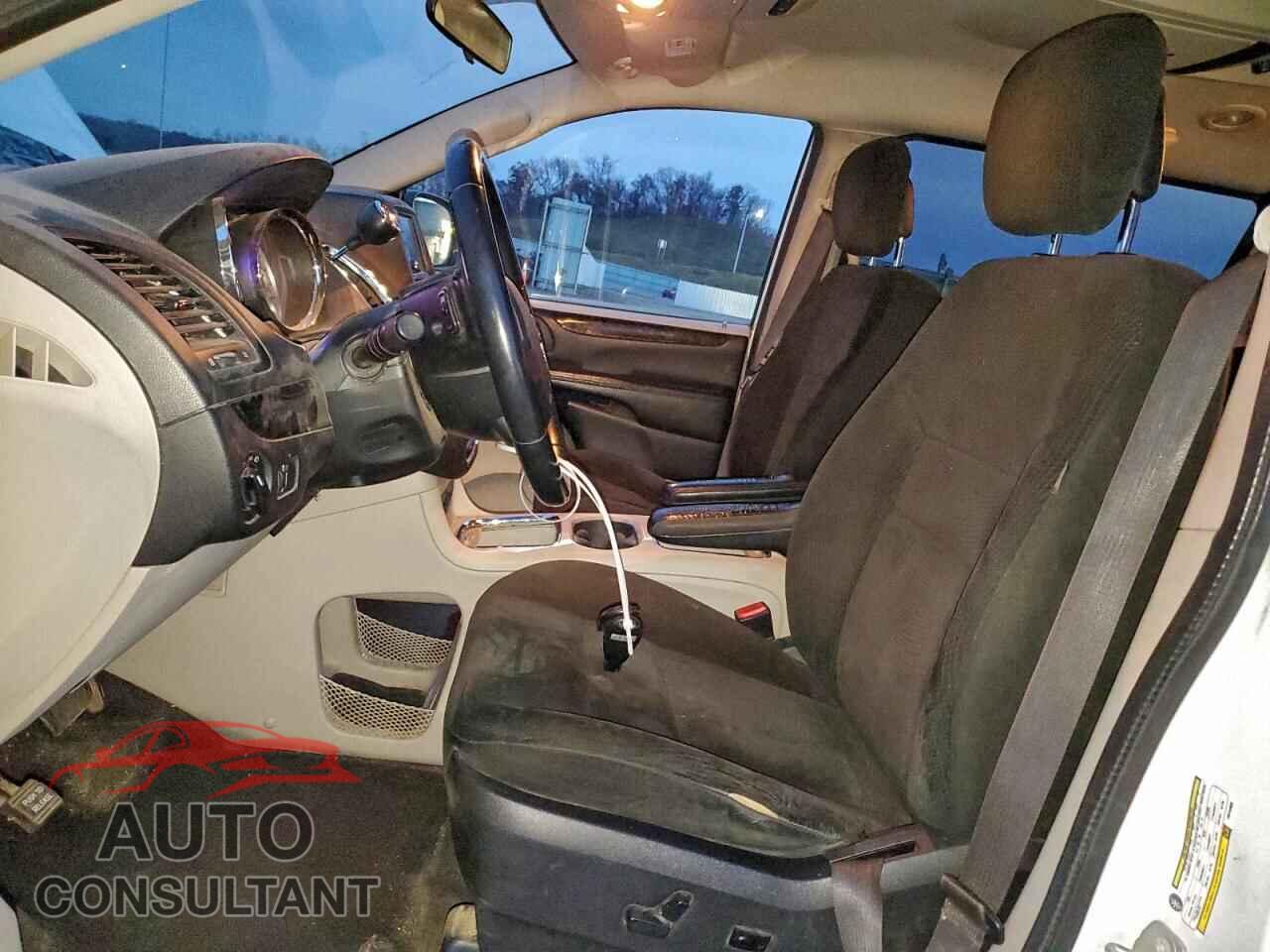 DODGE CARAVAN 2015 - 2C4RDGCG3FR744932