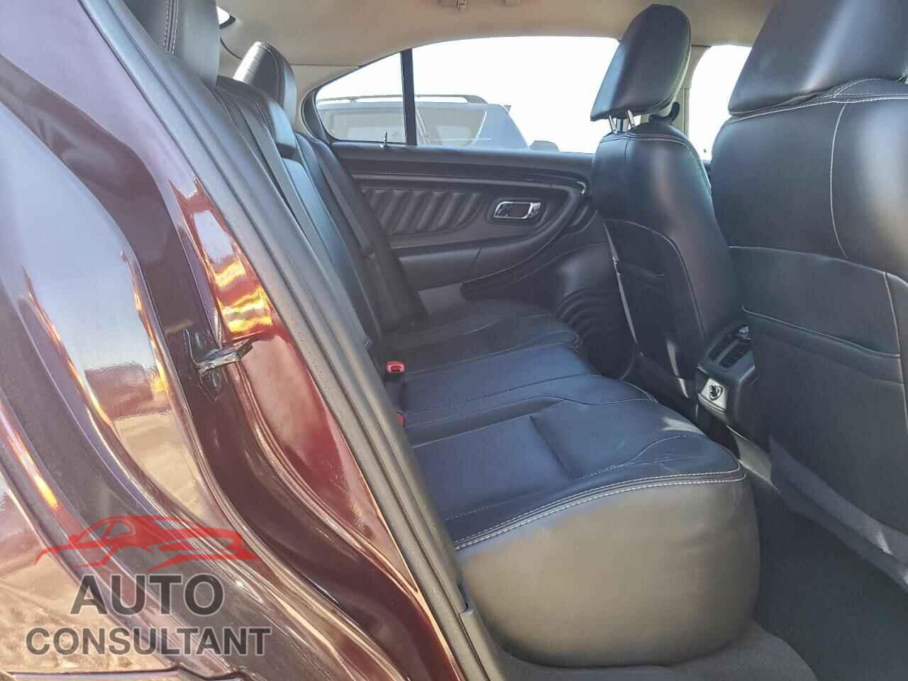 FORD TAURUS 2011 - 1FAHP2FW2BG107556