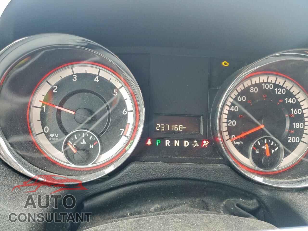 DODGE CARAVAN 2017 - 2C4RDGBG8HR556878