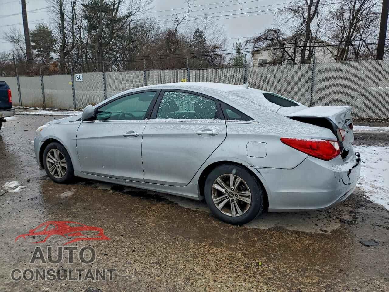 HYUNDAI SONATA 2013 - 5NPEB4AC4DH773000