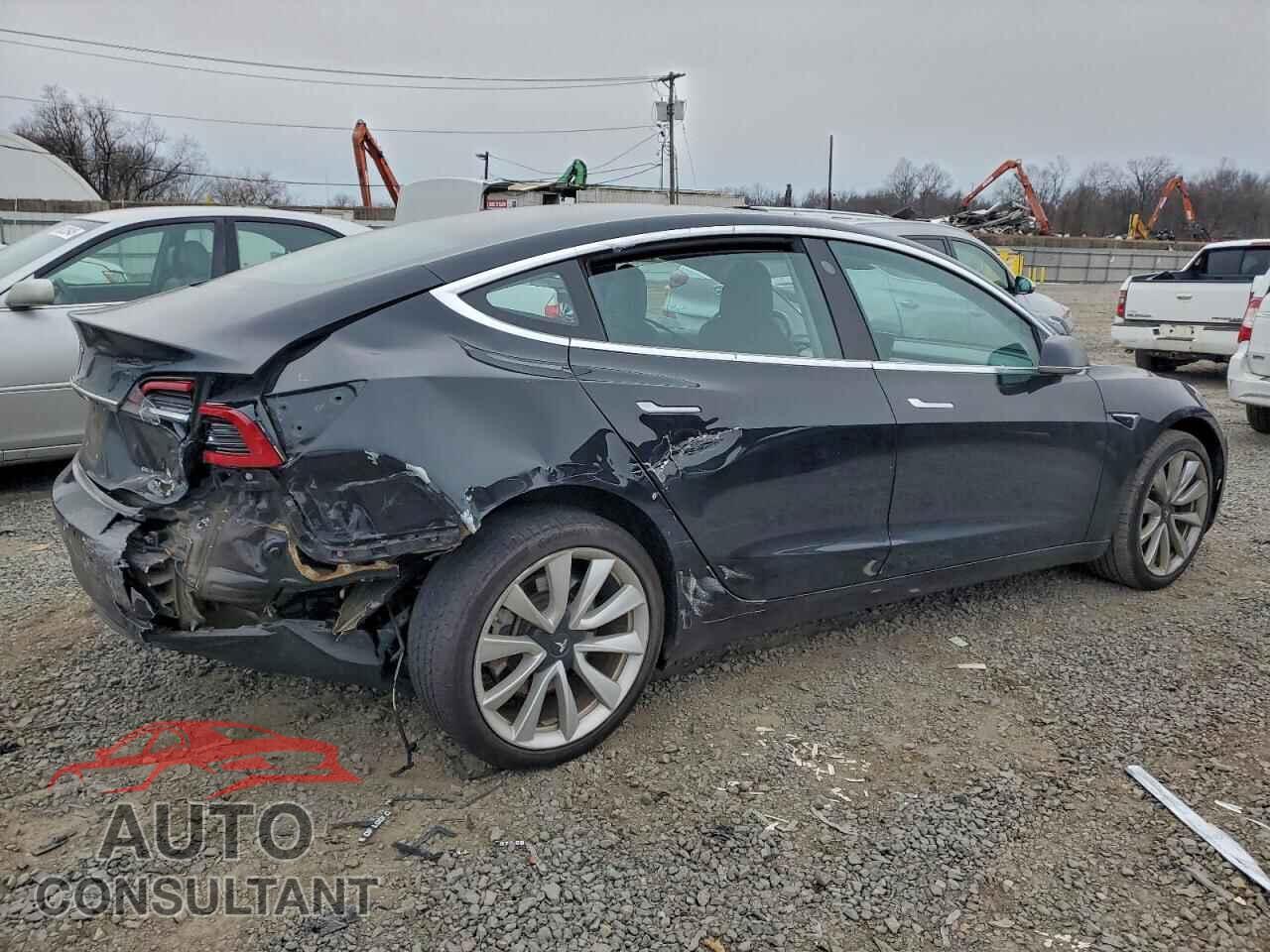 TESLA MODEL 3 2018 - 5YJ3E1EB5JF149151