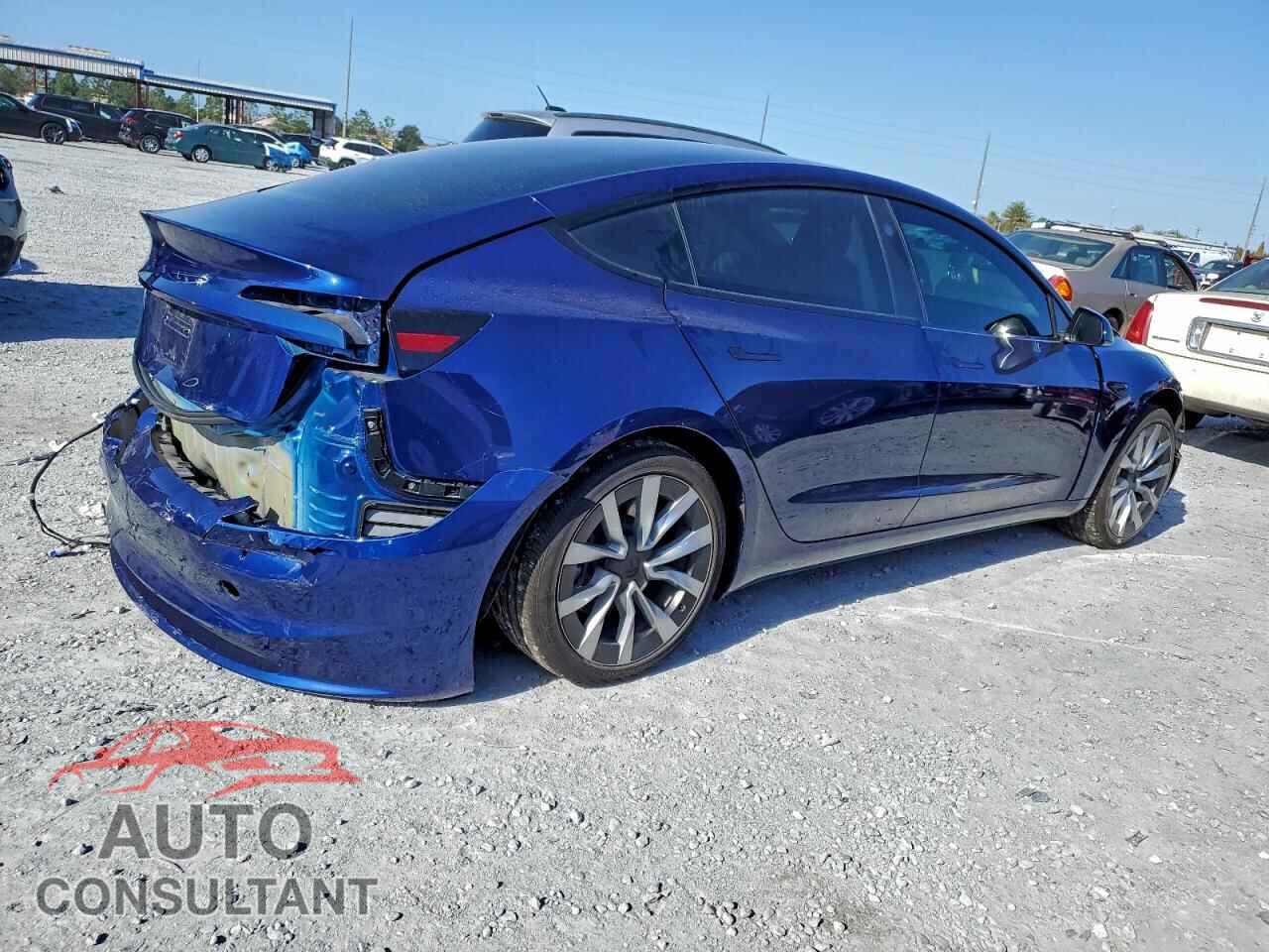 TESLA MODEL 3 2024 - 5YJ3E1EA0RF751023