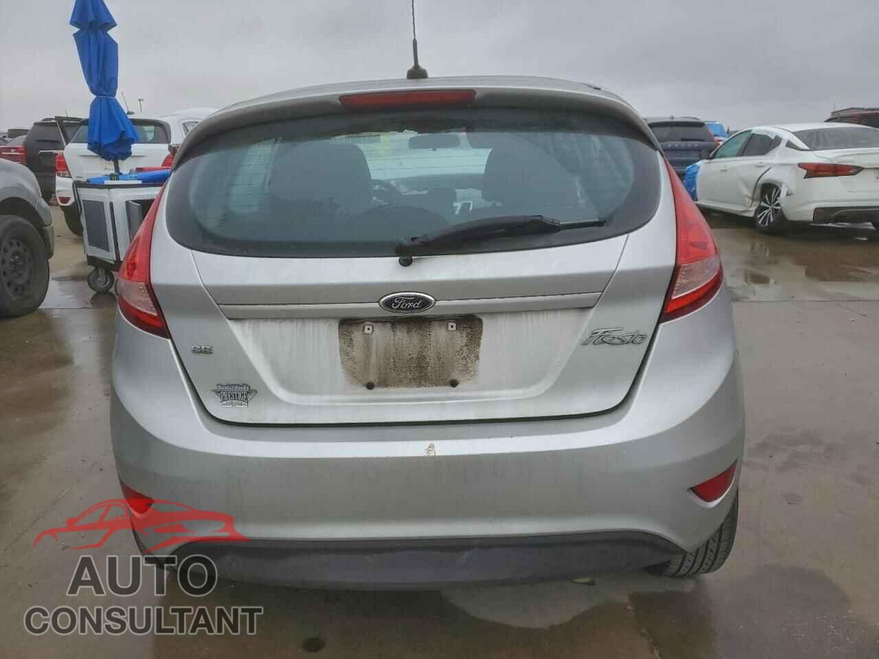FORD FIESTA 2013 - 3FADP4EJ4DM176533