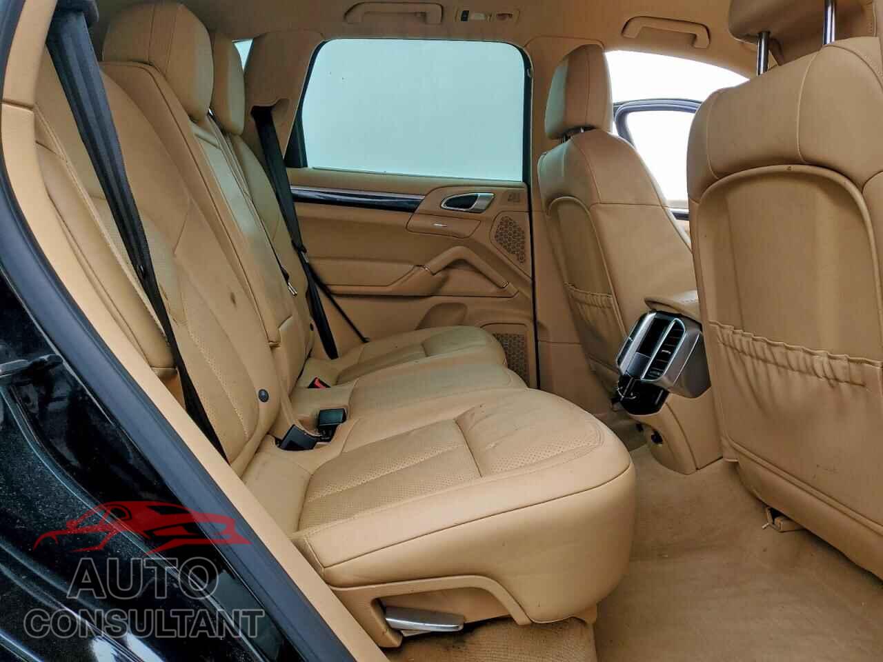 PORSCHE CAYENNE 2013 - WP1AF2A28DLA42644
