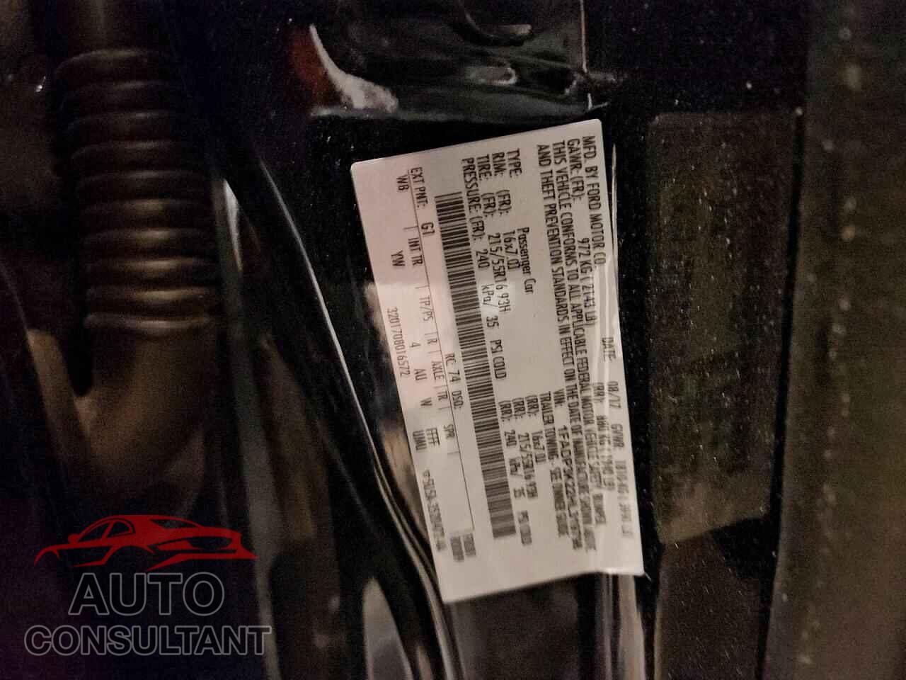 FORD FOCUS 2017 - 1FADP3K22HL319798