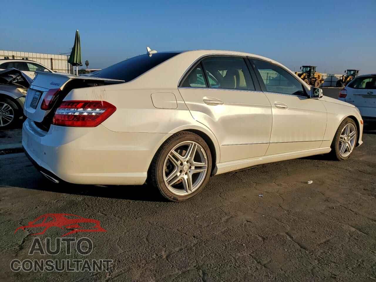 MERCEDES-BENZ E-CLASS 2013 - WDDHF8JB7DA761128
