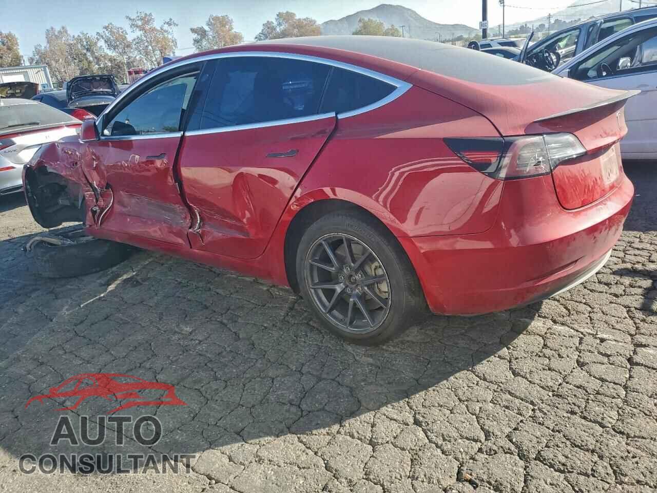 TESLA MODEL 3 2018 - 5YJ3E1EA1JF016765