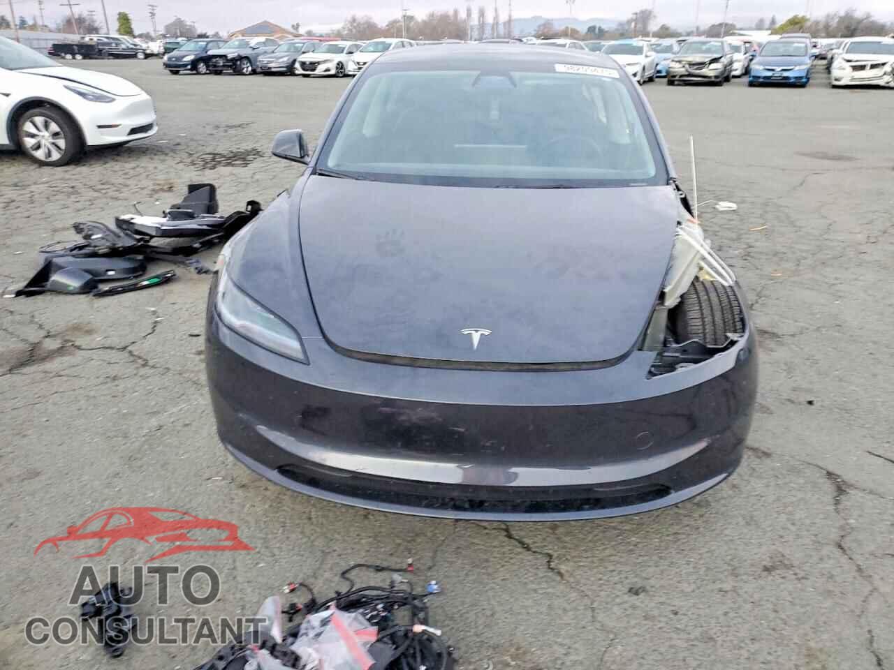 TESLA MODEL 3 2024 - 5YJ3E1EA5RF866992