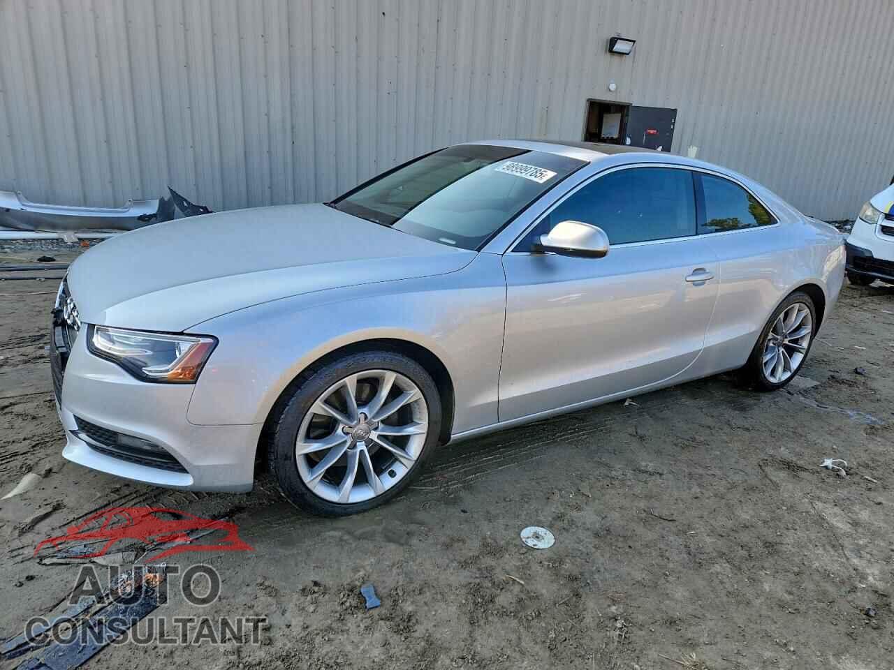 AUDI A5 2013 - WAUCFAFR4DA054583