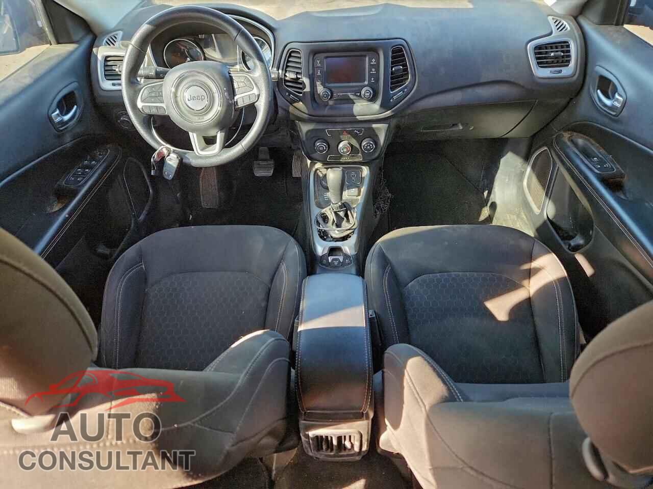 JEEP COMPASS 2017 - 3C4NJDAB2HT656581