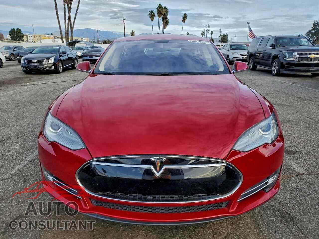 TESLA MODEL S 2013 - 5YJSA1CG7DFP18110