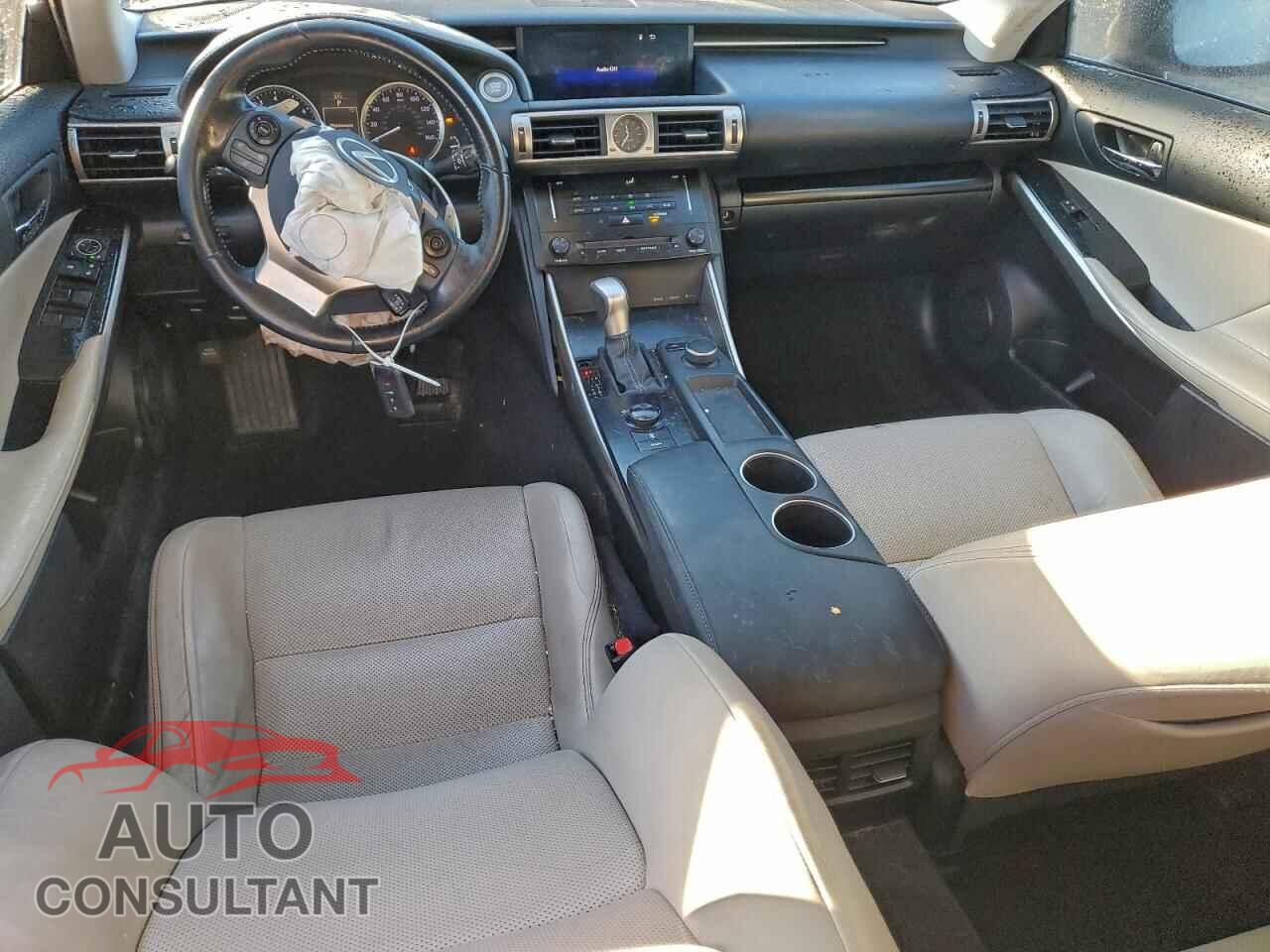 LEXUS IS 2014 - JTHBF1D27E5020182