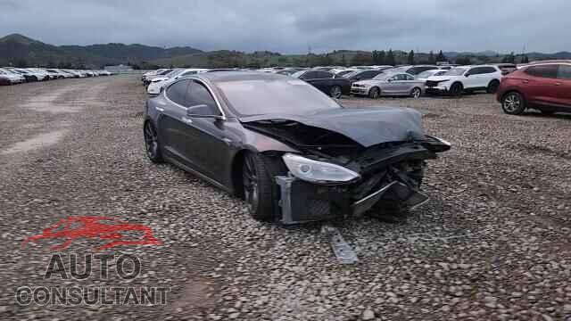 TESLA MODEL S 2014 - 5YJSA1H13EFP48002