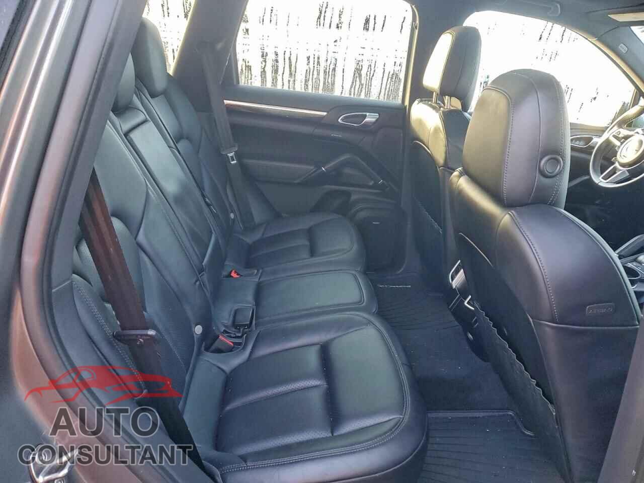 PORSCHE CAYENNE 2016 - WP1AE2A29GLA62456