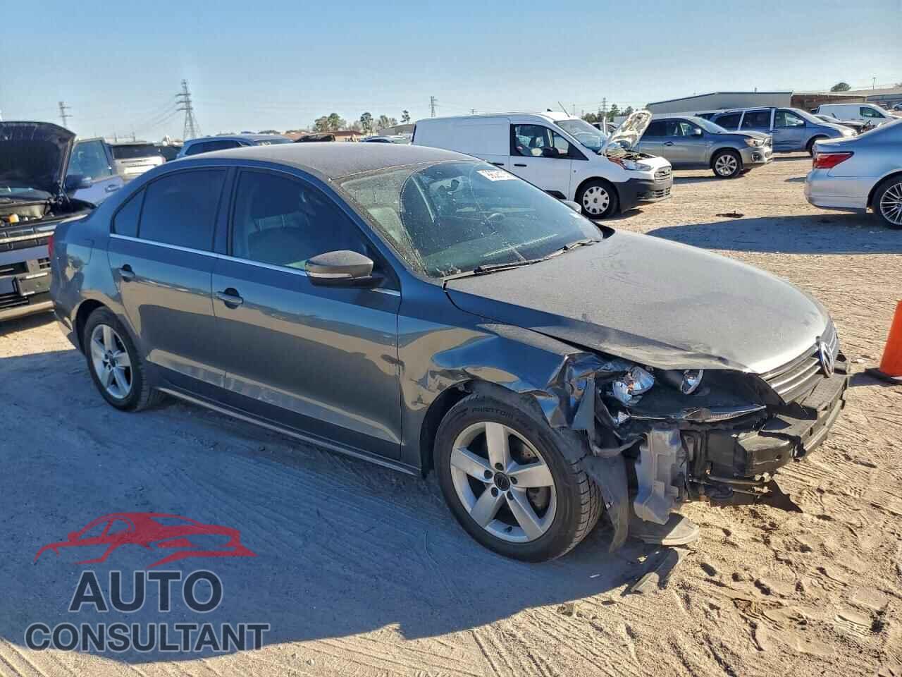 VOLKSWAGEN JETTA 2013 - 3VWLL7AJ9DM421462