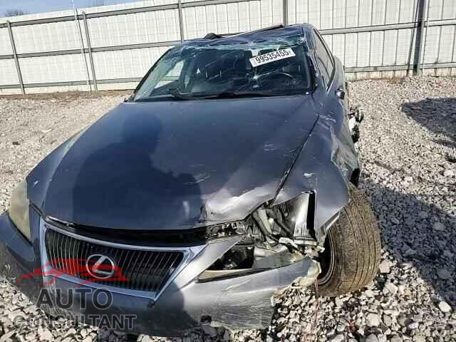 LEXUS IS 2012 - JTHCF5C20C5059366