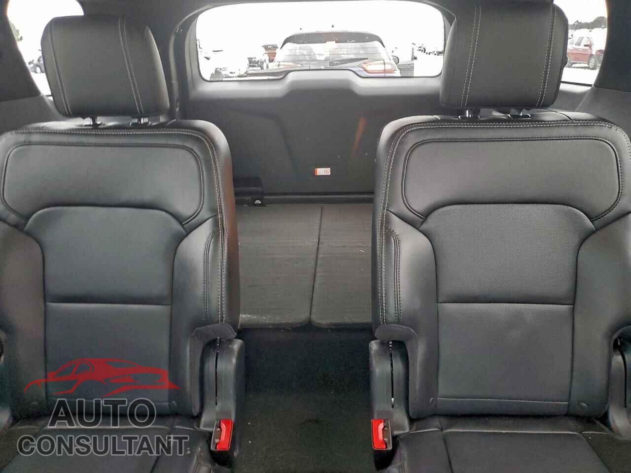 FORD EXPLORER 2018 - 1FM5K7F84JGB03545