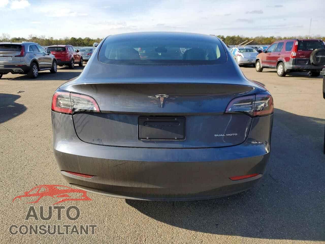 TESLA MODEL 3 2022 - 5YJ3E1EB2NF328219