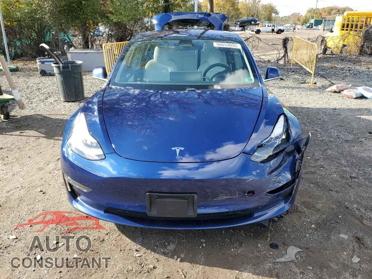 TESLA MODEL 3 2018 - 5YJ3E1EB7JF080947