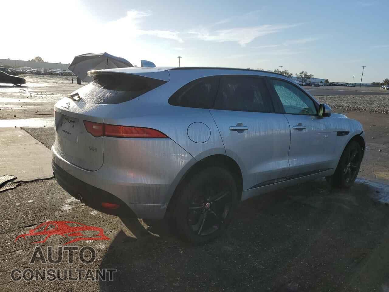 JAGUAR F-PACE 2017 - SADCL2BV9HA092437