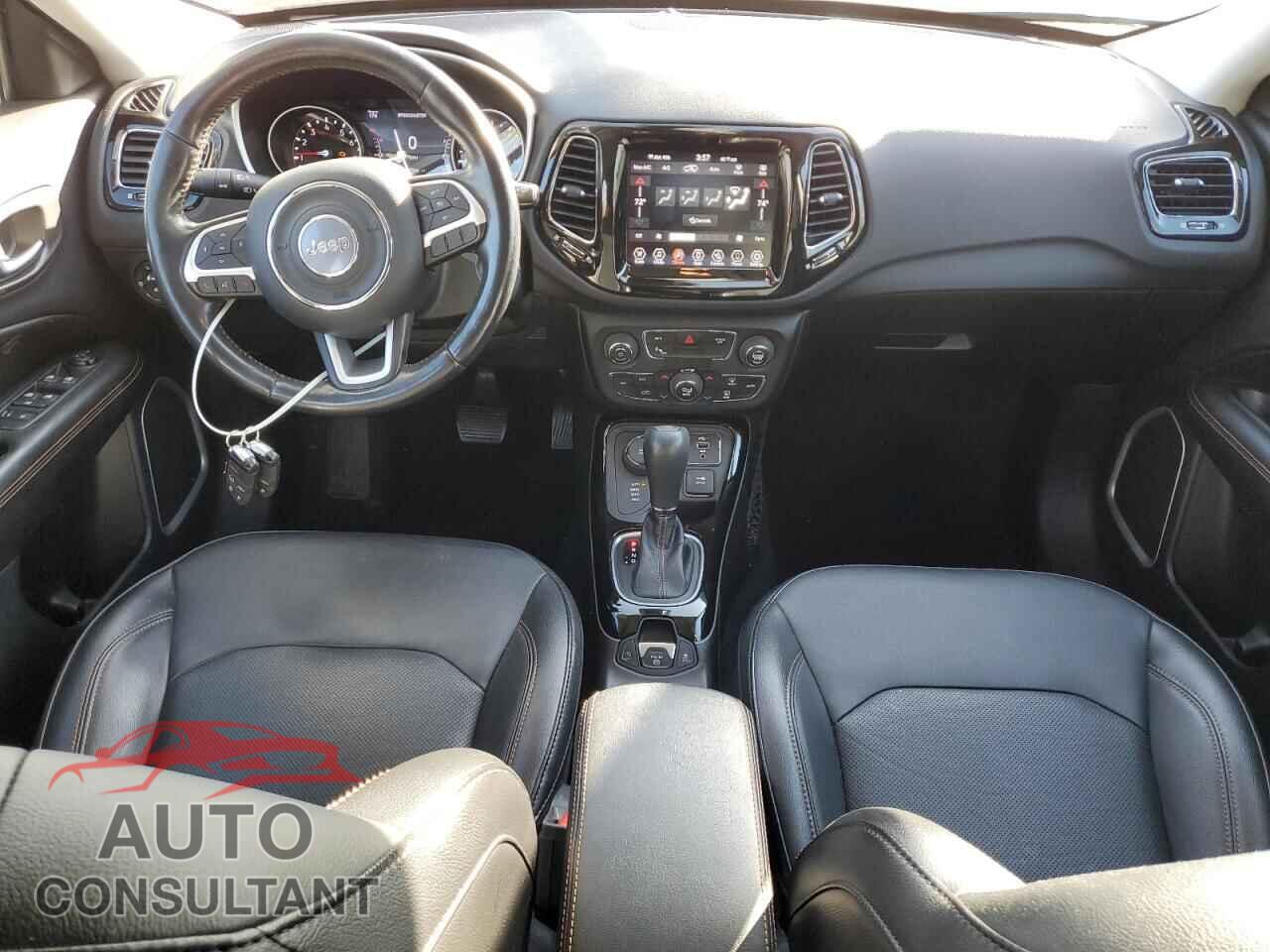 JEEP COMPASS 2020 - 3C4NJDCB1LT128228