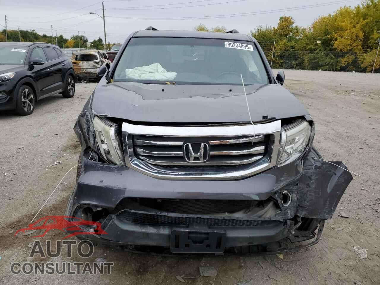 HONDA PILOT 2015 - 5FNYF4H90FB011912
