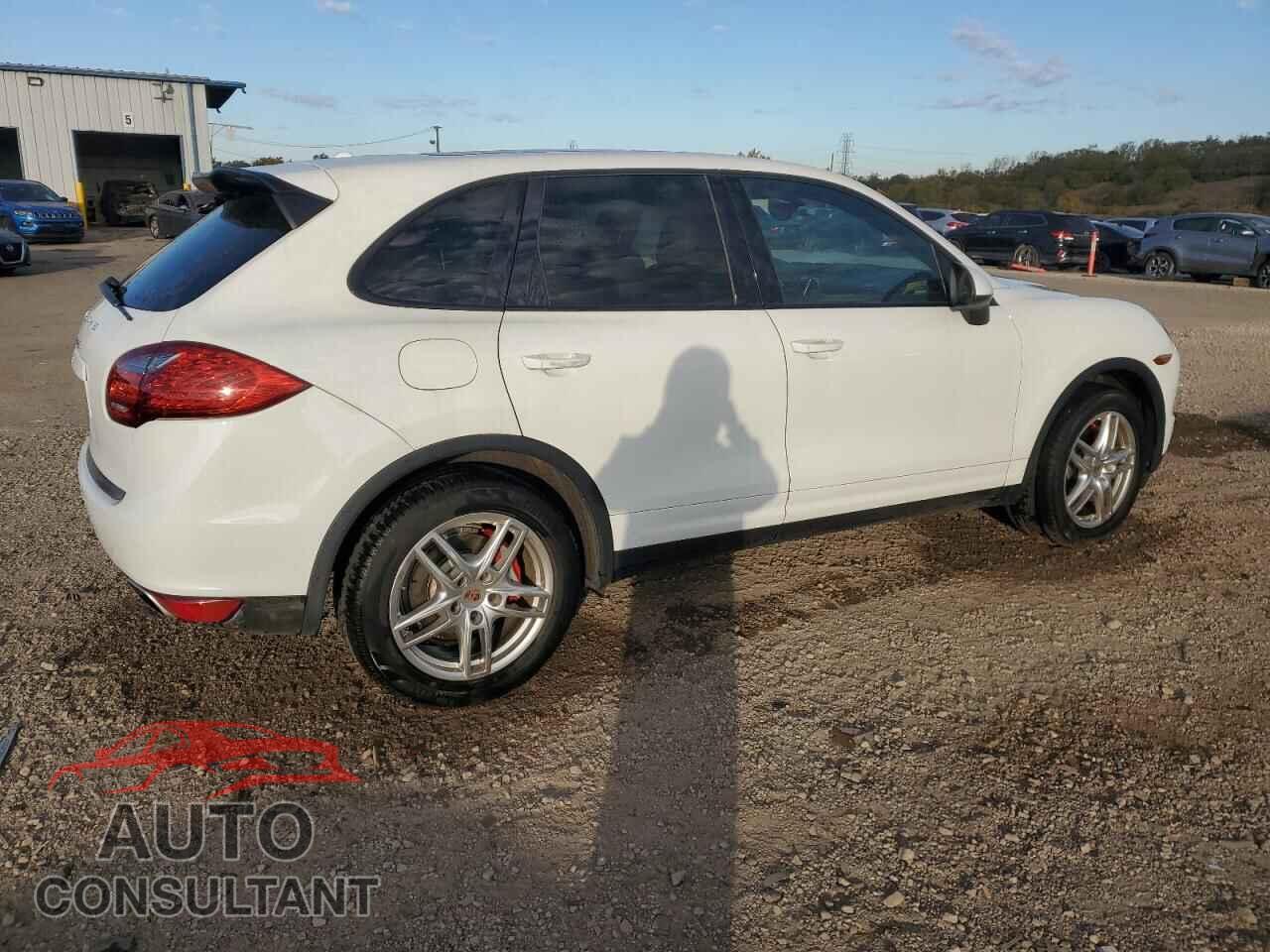 PORSCHE CAYENNE 2013 - WP1AB2A2XDLA86561