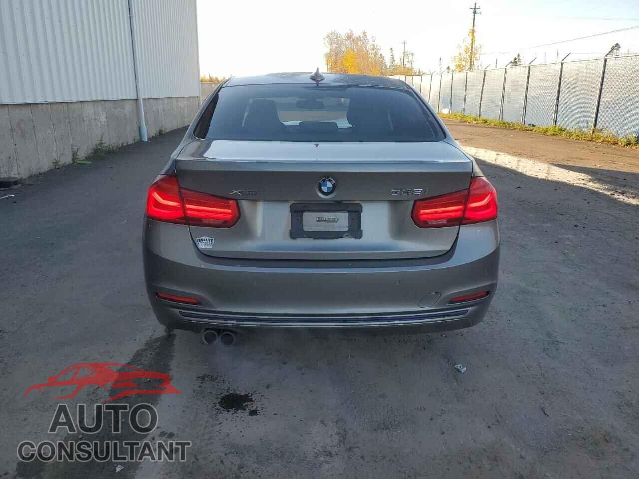 BMW 3 SERIES 2016 - WBA8E3G55GNU02579