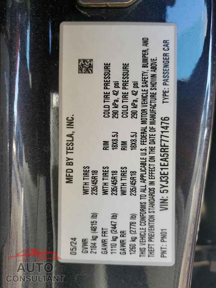 TESLA MODEL 3 2024 - 5YJ3E1EA5RF771476