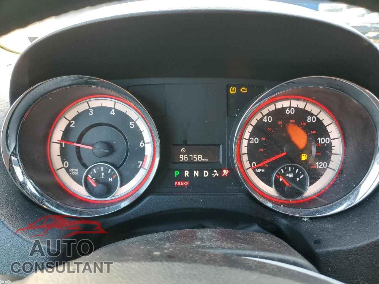 DODGE CARAVAN 2015 - 2C4RDGBG1FR689804